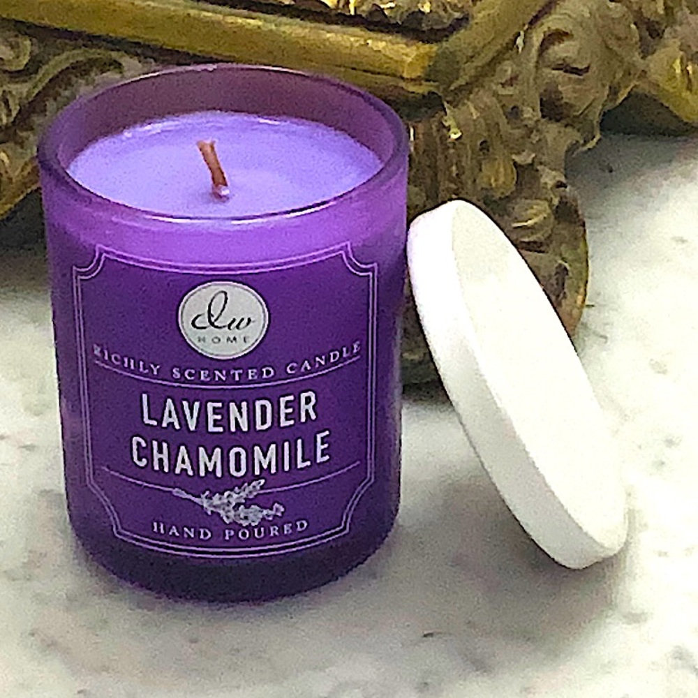 DW HOME CANDLE LAVENDER CHAMOMILE RICHLY SCENTED WOOD WICK 3.8 OZ